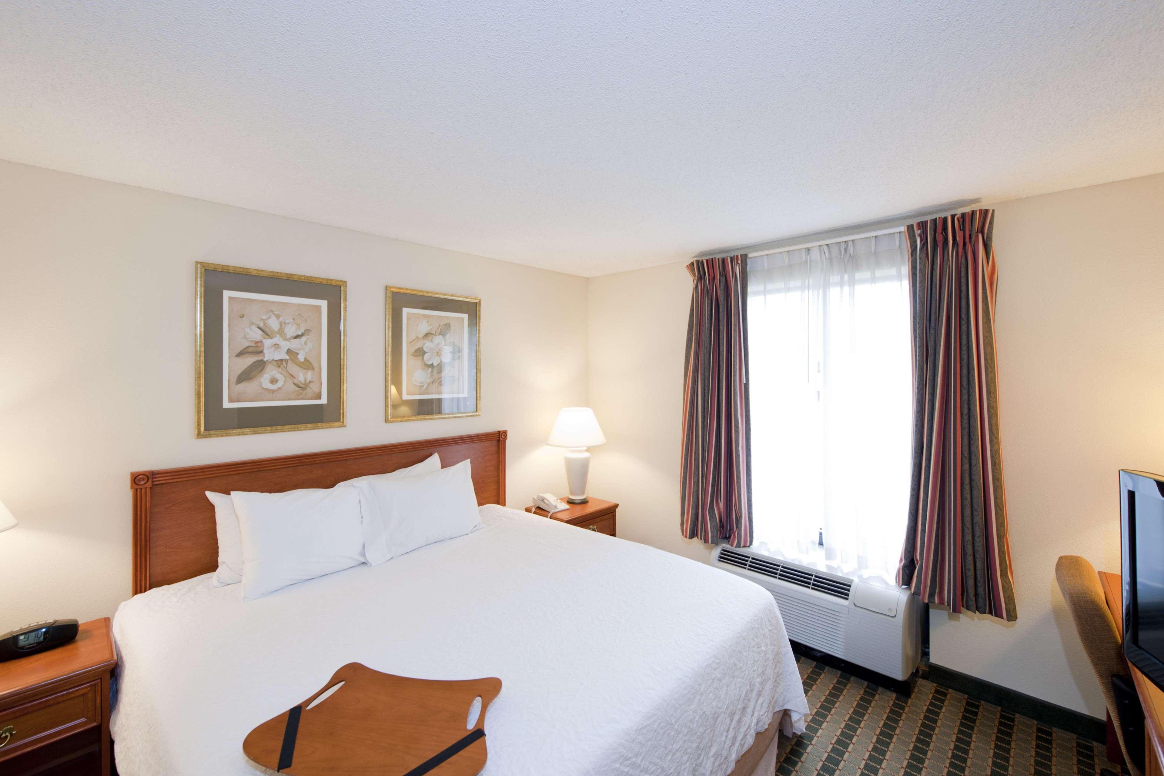 Hampton Inn & Suites St. Louis-Chesterfield Bagian luar foto