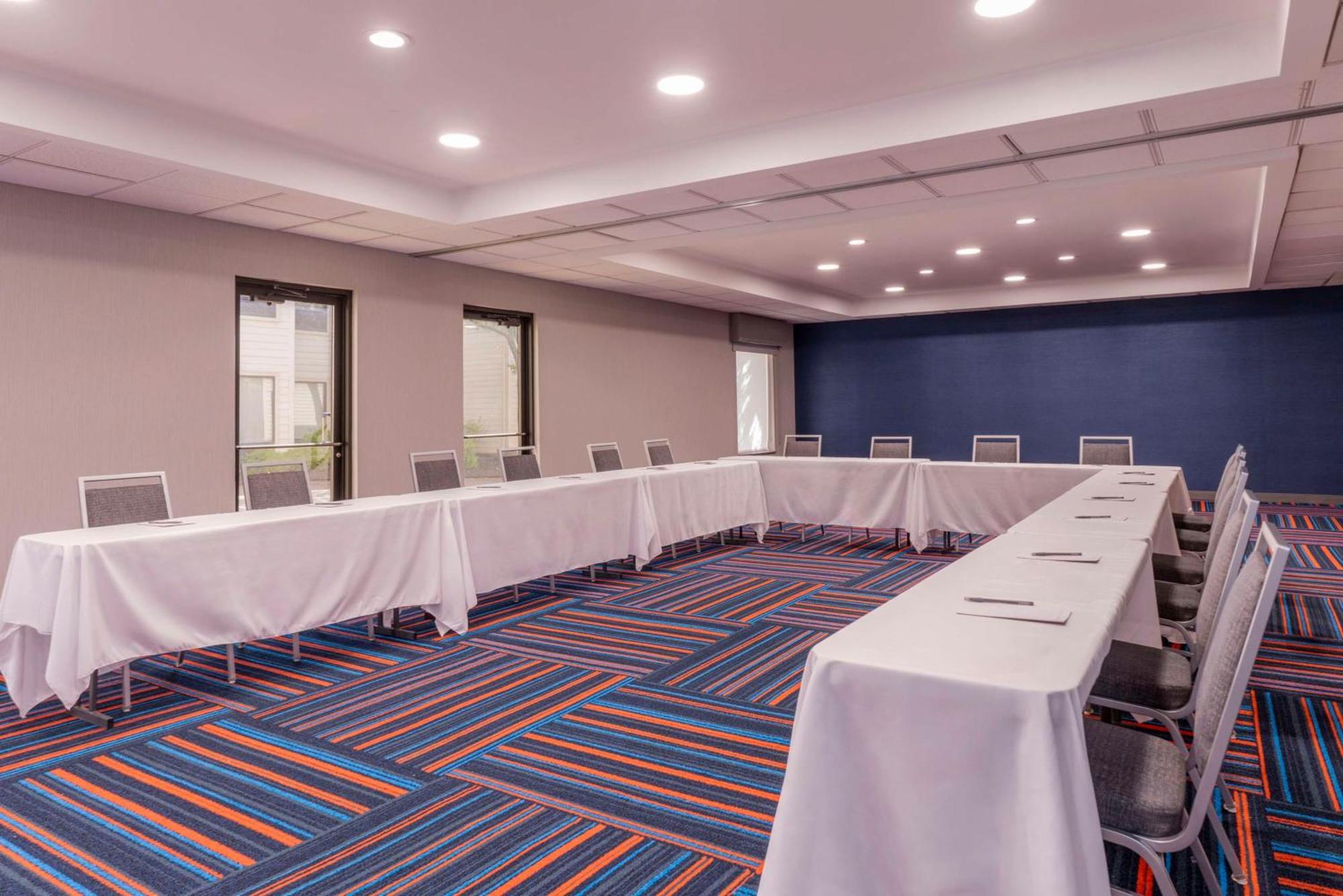 Hampton Inn & Suites St. Louis-Chesterfield Bagian luar foto
