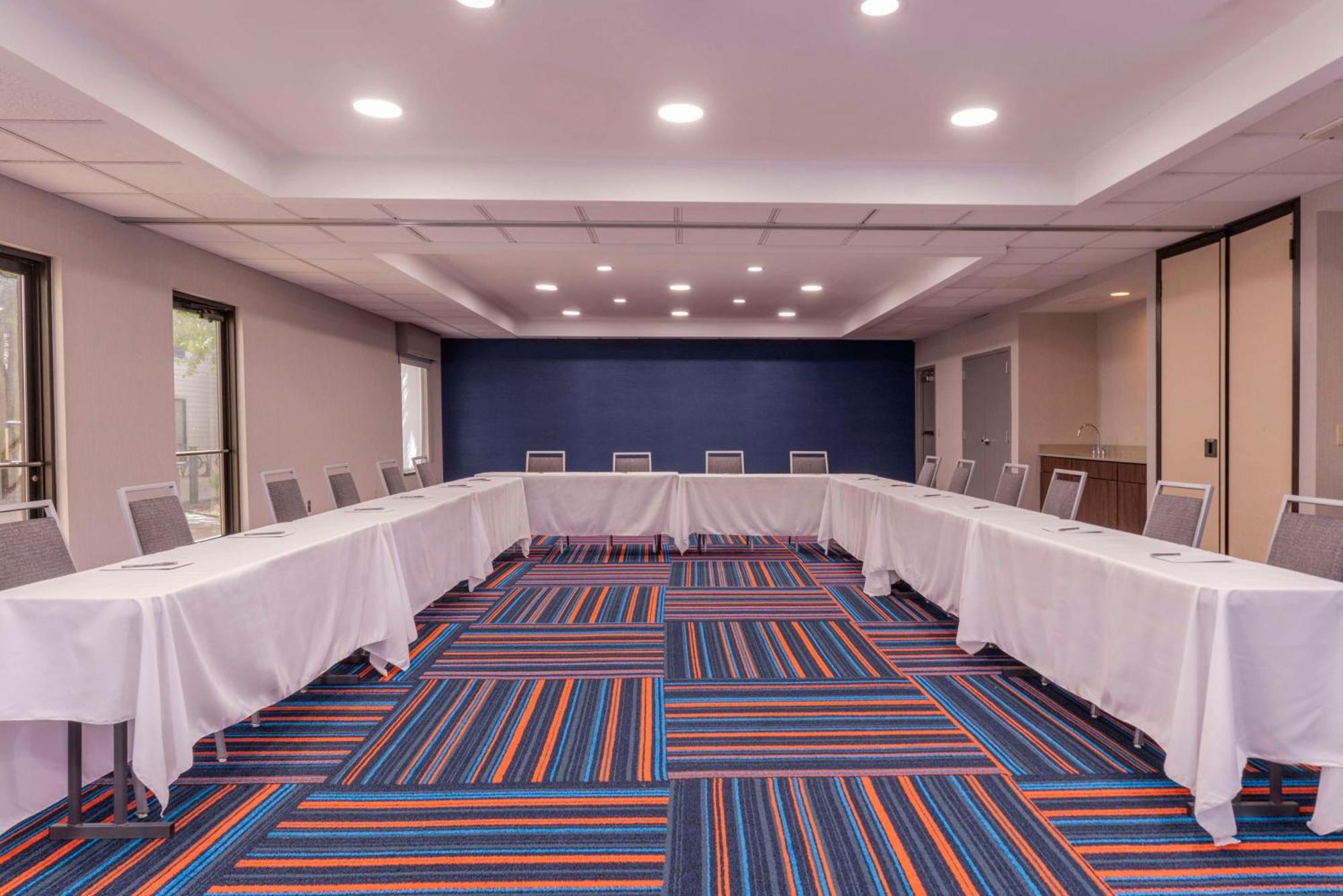 Hampton Inn & Suites St. Louis-Chesterfield Bagian luar foto